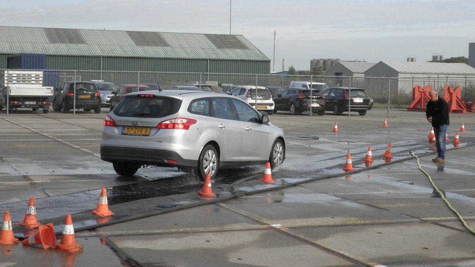 mobiele slipbaan personenwagen